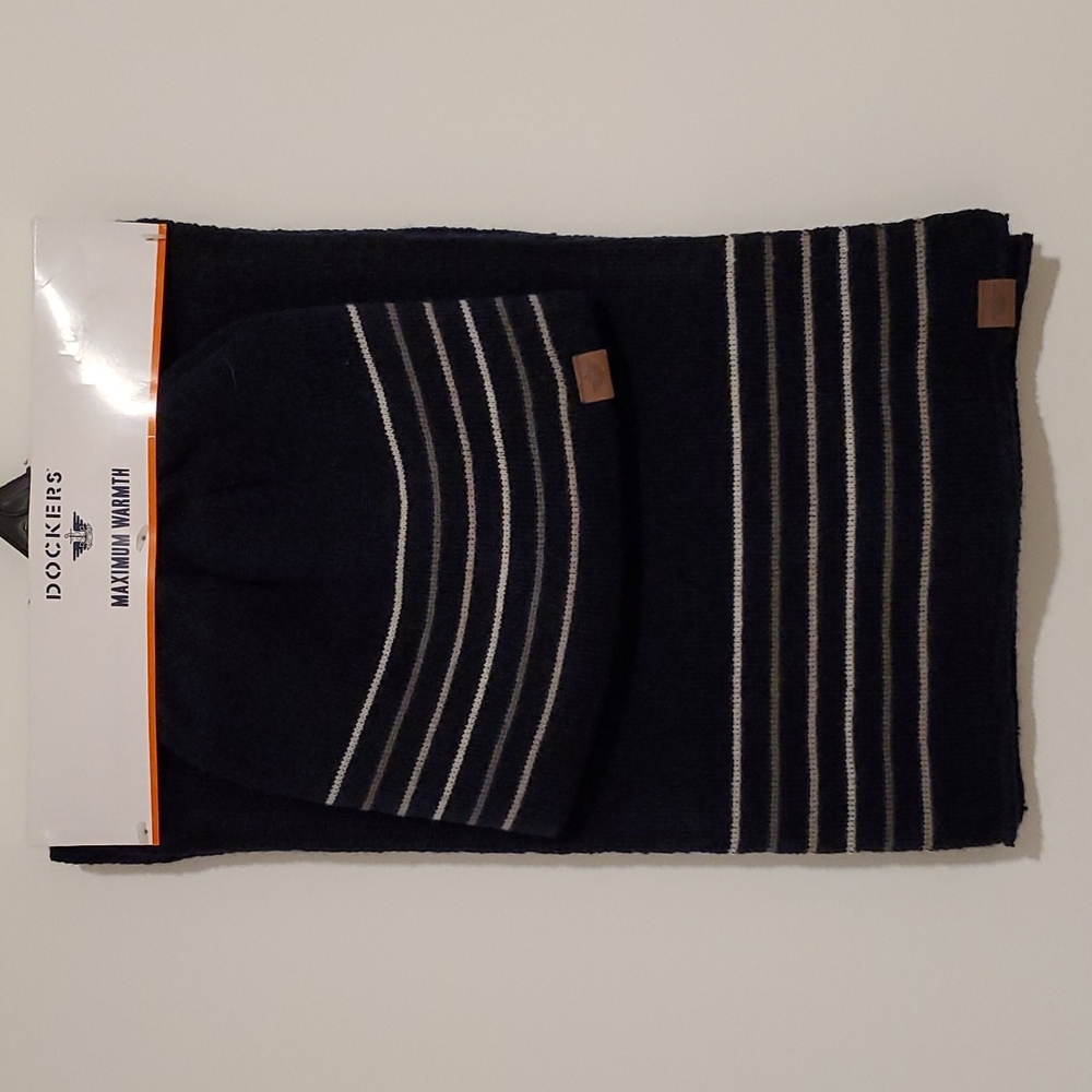 Dockers Navy blue scarf and cap set white gray thin stripes NWT OS